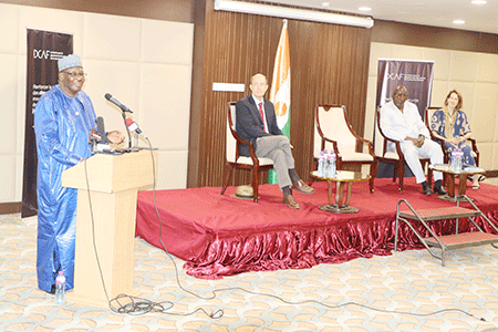 efbc0918-3c01-4047-9c23-10a58f0ea2d6