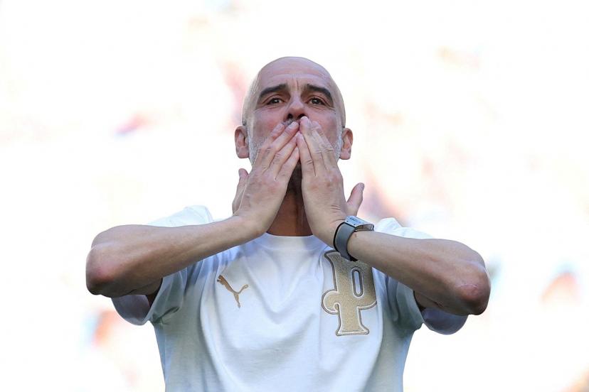 Pep Guardiola, en larmes, lors de son dernier match à la tête de Manchester City contre Aston Villa