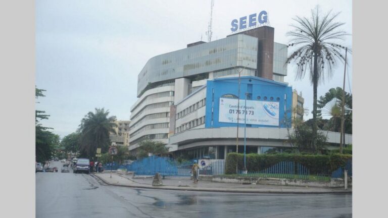 SEEG-Siège-Finances
