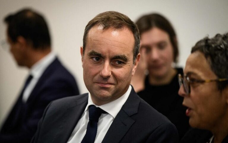 FRANCE-POLITICS-GOVERNMENT-HEALTH