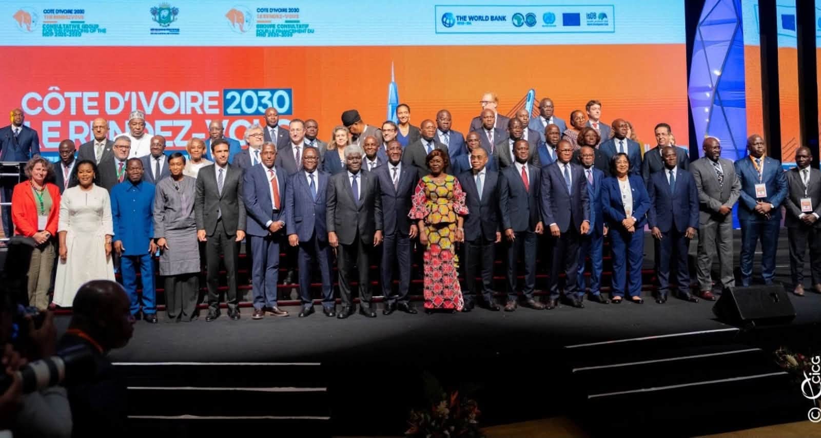 Illustration de la collaboration entre le secteur public et privé en Côte d'Ivoire