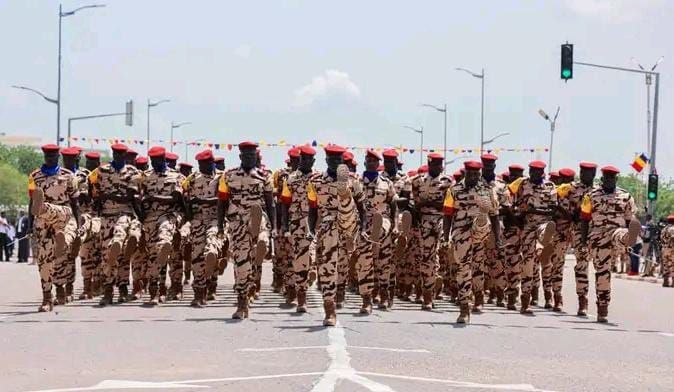 Cérémonie du 11 août à N'Djamena : entre tradition militaire et réalité quotidienne