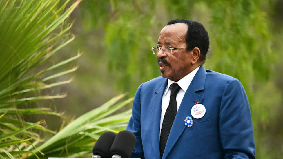 Paul Biya de retour à Yaoundé après une longue absence